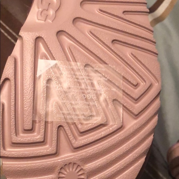 Authentic Uggs - Picture 3 of 7